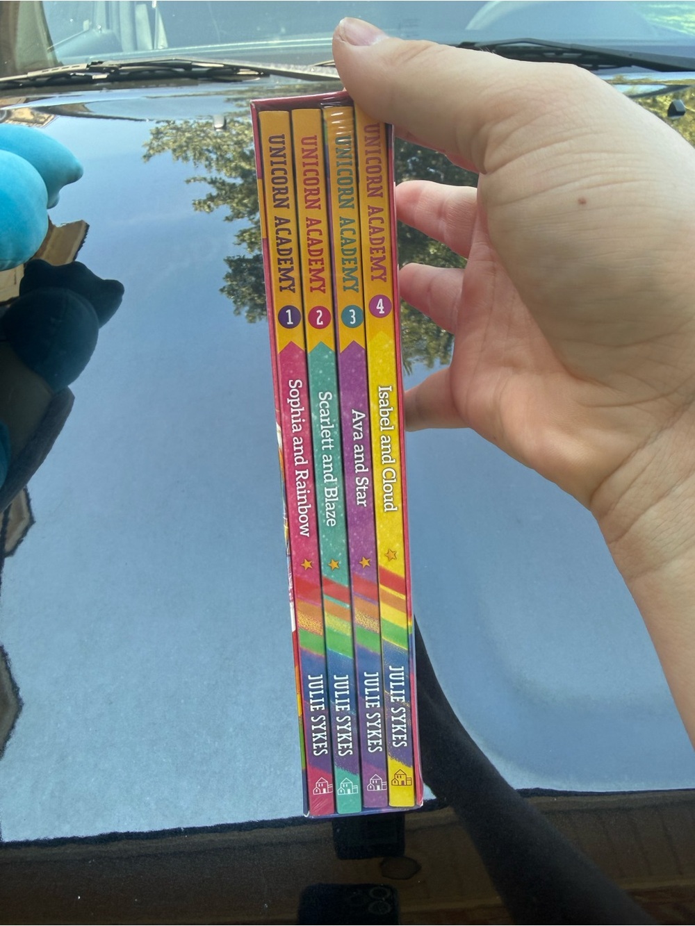Unicorn Academy Kids Book Set - Rainbow Colors